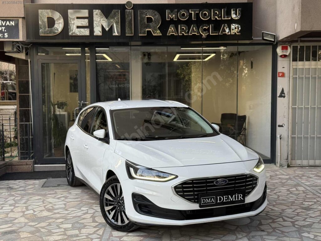 DEMİR 2023 FOCUS 1.0 ECOBOOST HYBRİT TİTANIUM STİLL 129.000 KM