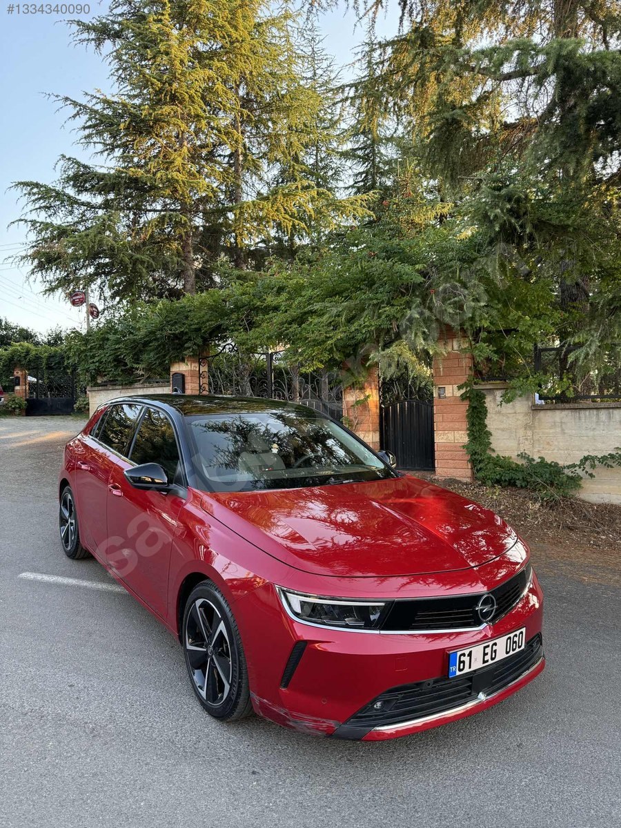 OPEL ASTRA 2023 MODEL 18.000 KM