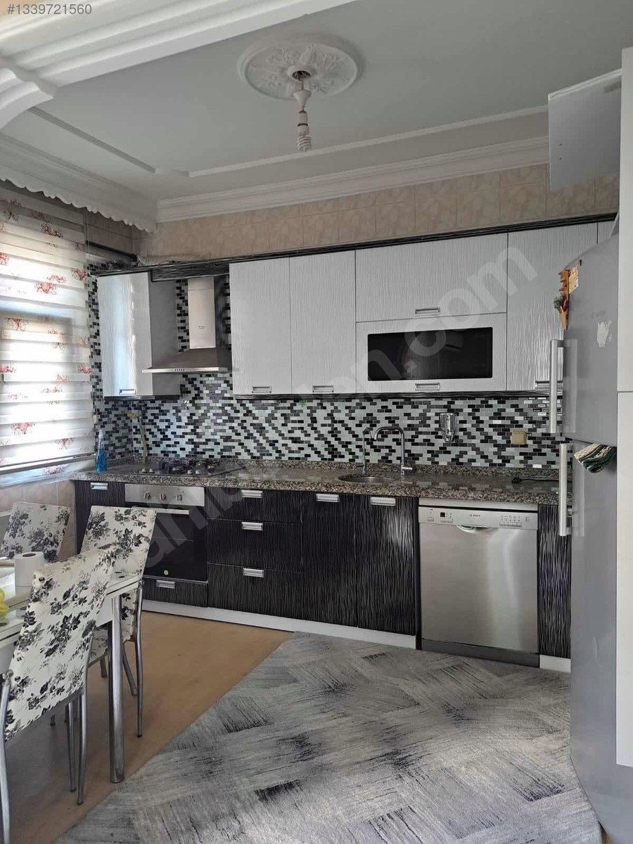 Kiralık Ful Eşyalı Çarşı merkezde 3+1 Eşyalı Daire