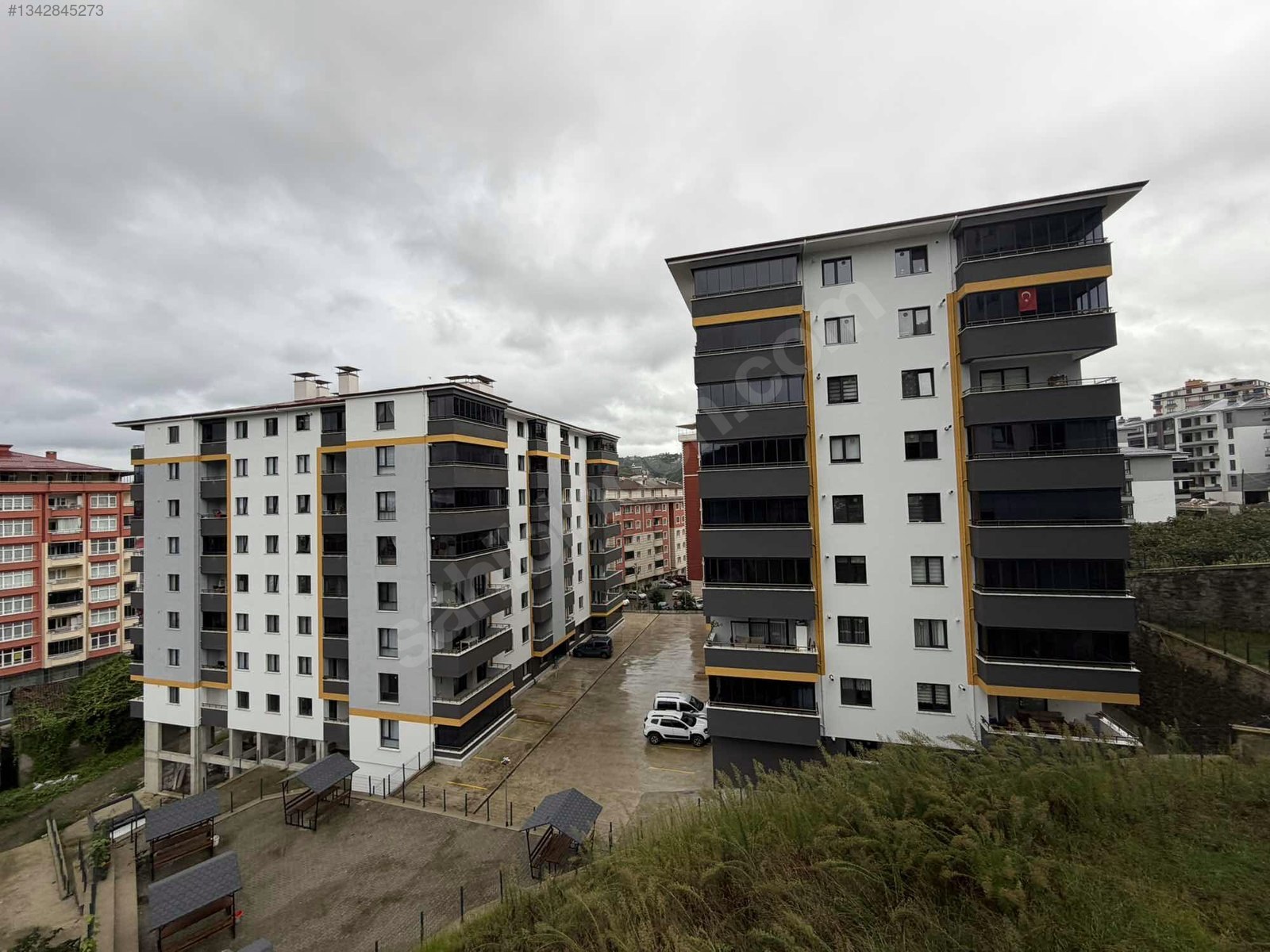 S.A.R TEPE SİTESİNDE SATILIK 2+1 DOĞALGAZLI DAİRE
