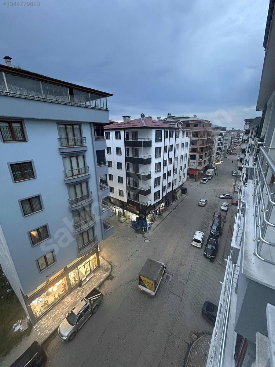 Sahibinden Araklı Merkezde En Güzel Caddesi Düblexs 4+2