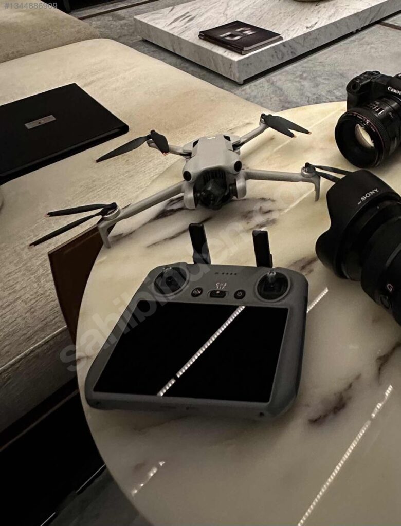 Dji MİNİ 4 PRO EKRANLI (UZUN BATARYALI)